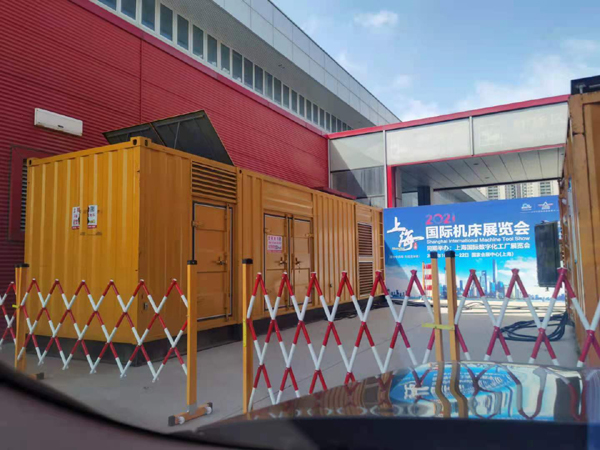 民丰发电车出租-发电机无电压或电压太低怎么办？