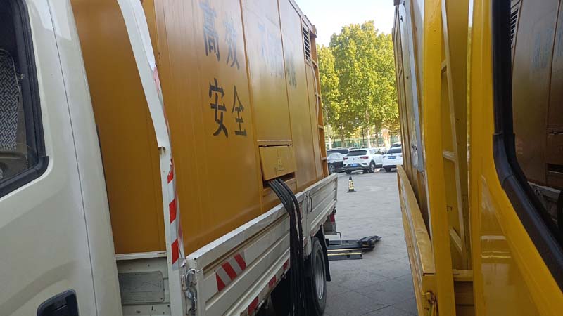 民丰如何判断柴油发电机组和UPS电源的切换时间是否符合要求？