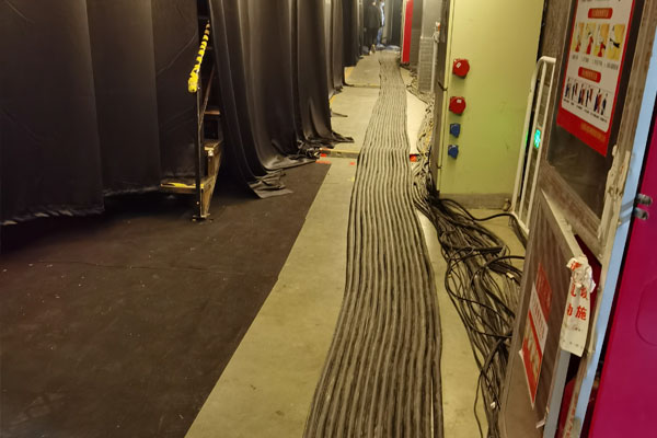 民丰柴油发电机组的输出电压可以调节到哪些范围？