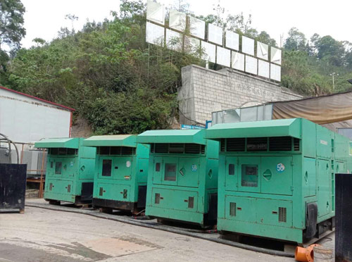 民丰先进的应急发电机系统中智能监测和控制系统如何确保电压稳定？