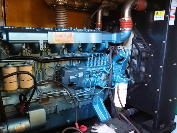 民丰磷酸铁锂蓄电池的使用寿命与哪些因素有关？